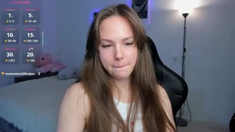 Emily online show from October 19, 2025, 1:01 pm