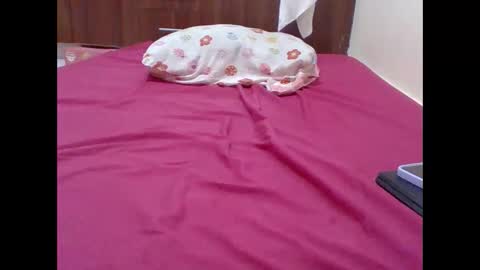 cute_lizah online show from October 7, 2025, 3:20 pm