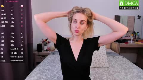 Snapshot of cute_milana chatting on April 25, 2026, 12:41 pm Milana online show from April 25, 2026, 12:41 pm