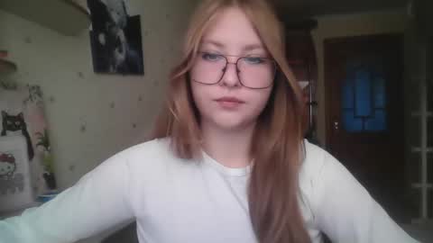 Veronica online show from October 1, 2025, 9:04 am