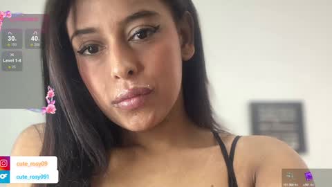 Snapshot of cute_rosy chatting on December 6, 2024, 5:55 pm rosy online show from December 6, 2024, 5:55 pm