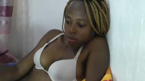 Snapshot of cute_sonny chatting on February 8, 2025, 10:18 am cute_sonny online show from February 8, 2025, 10:18 am