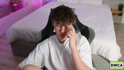 Thomas -  online show from December 7, 2024, 6:04 pm