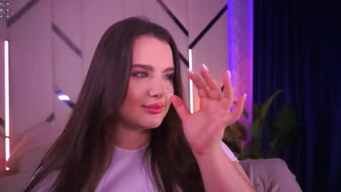 Amber online show from November 30, 2025, 12:58 am