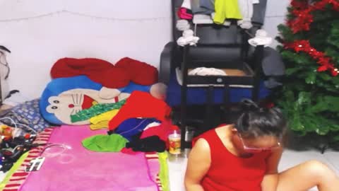 Snapshot of cuteandsexyone chatting on January 9, 2025, 10:41 pm CuteAndSexyOne Na and Brian online show from January 9, 2025, 10:41 pm