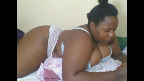 Snapshot of cuteaurel chatting on February 8, 2026, 11:35 am AURELIA online show from February 8, 2026, 11:35 am