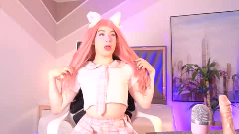 cutebabyhub online show from November 1, 2025, 8:44 pm