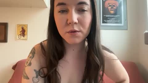 CuteBalloons online show from January 14, 2026, 4:56 pm