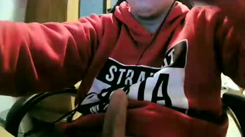 Snapshot of cuteboy090 chatting on December 23, 2024, 11:17 pm Cuteboy090 online show from December 23, 2024, 11:17 pm