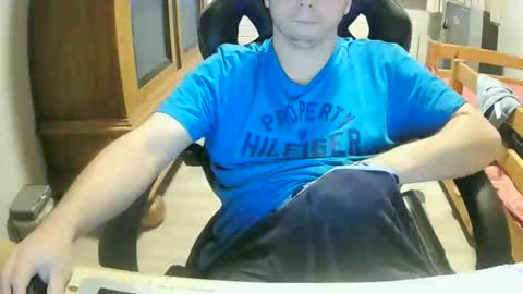 Snapshot of cuteboy090 chatting on September 20, 2025, 4:08 pm Cuteboy090 online show from September 20, 2025, 4:08 pm