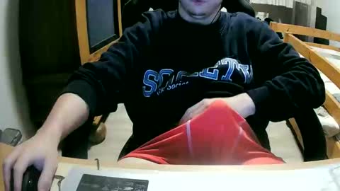 Cuteboy090 online show from March 18, 2026, 11:08 pm