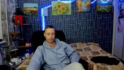 Snapshot of cuteboy228 chatting on January 8, 2026, 8:55 pm cuteboy228 online show from January 8, 2026, 8:55 pm