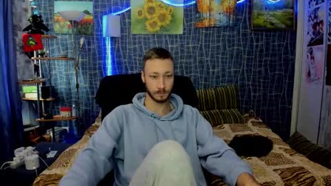 cuteboy228 online show from February 13, 2026, 10:33 am