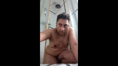 fuktoiboi online show from May 18, 2026, 6:52 am
