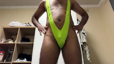 Cute Brown online show from October 13, 2025, 9:20 am