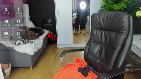 Lexy online show from November 20, 2025, 6:18 pm