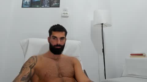 cuteeboy online show from September 29, 2025, 7:30 pm