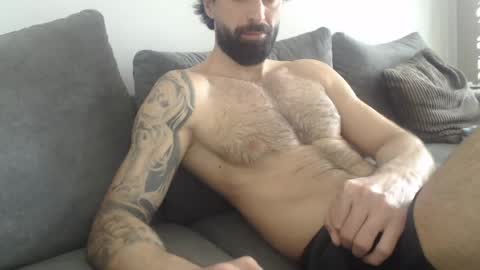 Snapshot of cuteeboy chatting on April 18, 2026, 9:46 am cuteeboy online show from April 18, 2026, 9:46 am