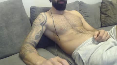 Snapshot of cuteeboy chatting on April 26, 2026, 6:27 pm cuteeboy online show from April 26, 2026, 6:27 pm