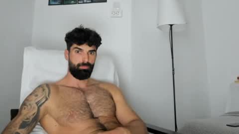 Snapshot of cuteeboy chatting on May 26, 2026, 3:41 pm cuteeboy online show from May 26, 2026, 3:41 pm