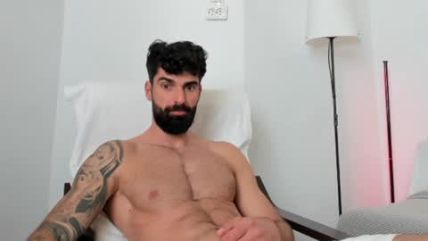 Snapshot of cuteeboy chatting on May 29, 2026, 7:17 am cuteeboy online show from May 29, 2026, 7:17 am