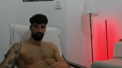 Snapshot of cuteeboy chatting on June 6, 2026, 9:41 pm cuteeboy online show from June 6, 2026, 9:41 pm