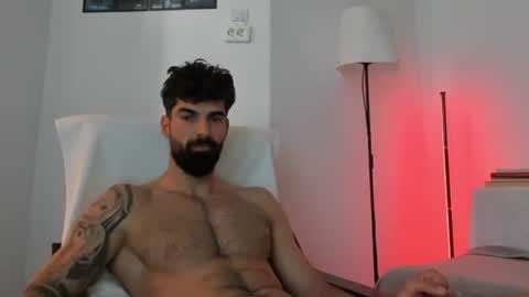 Snapshot of cuteeboy chatting on June 11, 2026, 5:49 am cuteeboy online show from June 11, 2026, 5:49 am