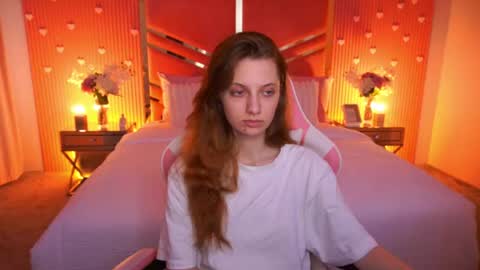 Snapshot of cuteefoxy chatting on July 18, 2026, 12:42 pm Foxy online show from July 18, 2026, 12:42 pm