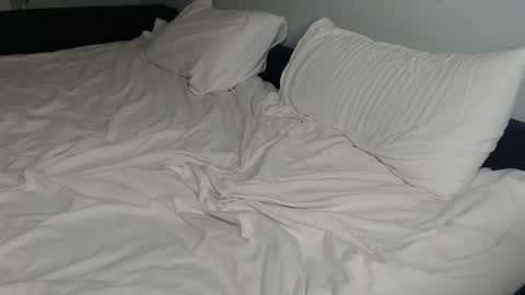 Snapshot of cuteemouse chatting on January 1, 2025, 1:16 pm Anna online show from January 1, 2025, 1:16 pm