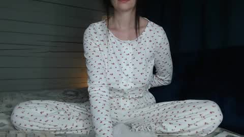 Snapshot of cuteemouse chatting on January 13, 2025, 10:36 am Anna online show from January 13, 2025, 10:36 am