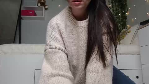 Anna online show from March 25, 2026, 9:59 am