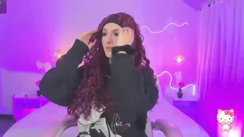 Zoe  online show from September 8, 2025, 10:42 pm