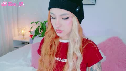 Zoe  online show from March 10, 2026, 2:49 am