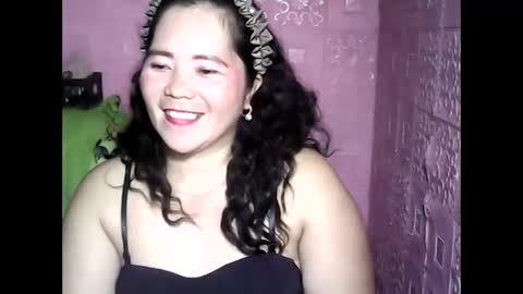 Snapshot of cutehornymom chatting on November 7, 2025, 7:41 am cutehornymom online show from November 7, 2025, 7:41 am