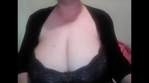 Jessy online show from June 5, 2026, 2:23 pm
