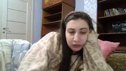 cutekattie online show from February 3, 2026, 4:32 am
