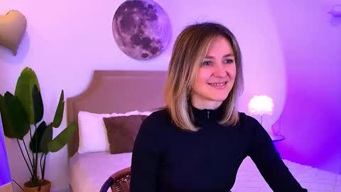 cutemirage online show from February 19, 2026, 2:46 pm