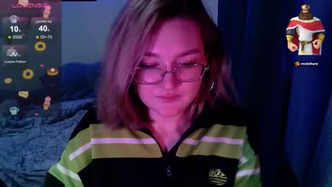 cutepie33 online show from September 16, 2025, 4:52 pm