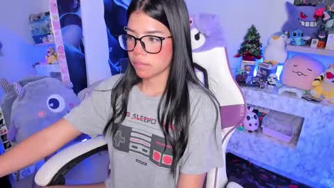 Snapshot of cutestephuwu chatting on February 19, 2025, 7:39 am  - independent model online show from February 19, 2025, 7:39 am