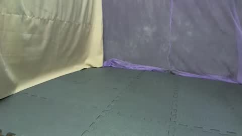 Snapshot of cutetinyasian143_ chatting on October 14, 2025, 2:56 am cutetinyasian143_ online show from October 14, 2025, 2:56 am