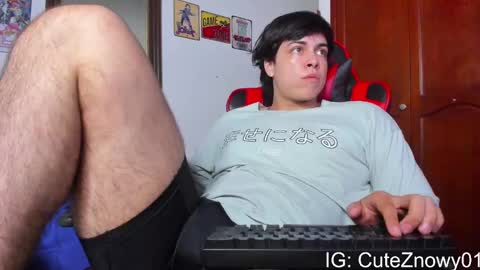 Snapshot of cuteznowyy chatting on February 18, 2025, 1:21 am Ask me online show from February 18, 2025, 1:21 am