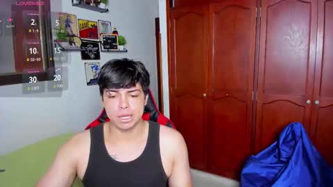 Snapshot of cuteznowyy chatting on November 24, 2025, 3:17 am Ask me online show from November 24, 2025, 3:17 am