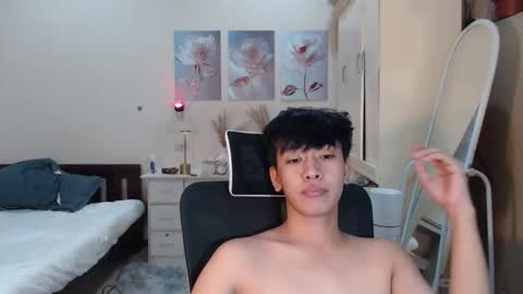 Neil Taylor online show from November 12, 2025, 6:52 pm