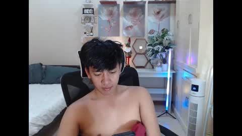 Neil Taylor online show from November 18, 2025, 6:56 pm