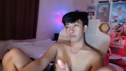 Neil Taylor online show from December 13, 2025, 7:53 pm