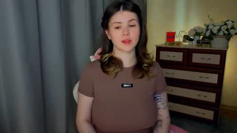 Snapshot of cutie_mili chatting on June 18, 2026, 10:41 am mili online show from June 18, 2026, 10:41 am