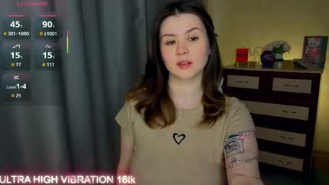 Snapshot of cutie_mili chatting on June 29, 2026, 1:00 pm mili online show from June 29, 2026, 1:00 pm