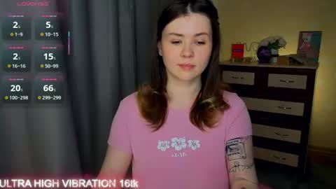 Snapshot of cutie_mili chatting on July 3, 2026, 2:01 pm mili online show from July 3, 2026, 2:01 pm