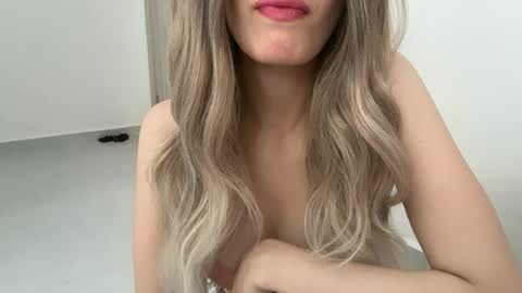 Call me cutie online show from April 22, 2026, 1:56 pm