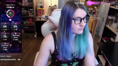 Snapshot of cutie_velvette chatting on December 17, 2024, 5:04 pm Cutie Velvette online show from December 17, 2024, 5:04 pm